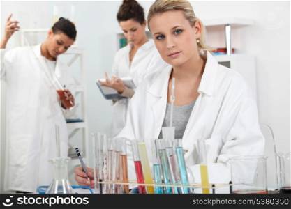 Women working in a laboratory