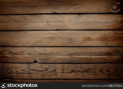 Wooden planks in horizontal alignment