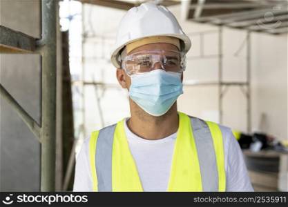 worker wearing medical mask construction site 2