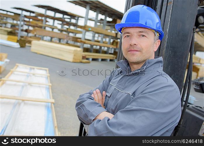 worker with hart hat