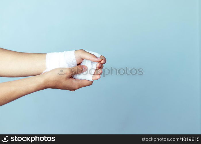 Wounds at the wrist,bandages a hand wound pain medicine