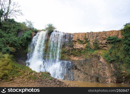 Xung Khoeng waterfall in Vietnam