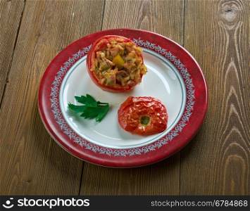 Yalanchi - tomato stuffed with meat and rice. Middle East cuisine