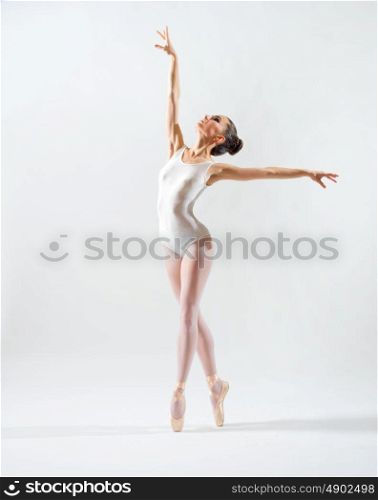 Young ballerina (on gray version)