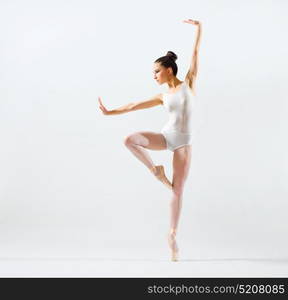 Young ballerina (on grey version)