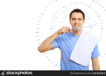 Young man in blue shirt brushing his teeth. Z7+pOiRPAjR6xafPYkYbA2llwP5tADUfjRKINb6iQ8VRKi35K5SIwxtYGNtpNmIbeLWD64gzl360JHTHVRoxrk6+ZiixPiM/tG3biZ3QrAZStyPUk8JkSJE9+X5I/keT6rVDSdu+Mm1IEbwjFPlfSYOJtcxkuhbzj3b4zDjcEf9jhMIiDNxx2A65DdWHCm5It6KiPVmaAWWoujM8CQwu8VGOeIkUVmWSDOXZb+9fxugQ5tMATUrY5h2ubDGo89wiWIAq3aThvXM4i83YSZunOuUbqPnJUu+IZAqlKyvvyIu8j9jzTa6MbhzuWQ5a+yox