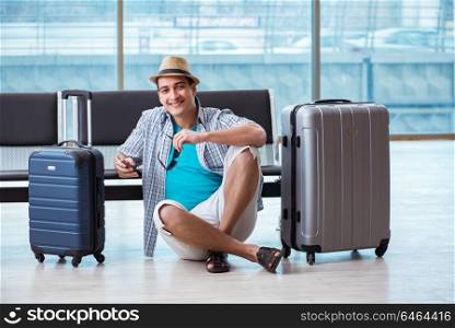 Young man travelling for his summer beach vacation