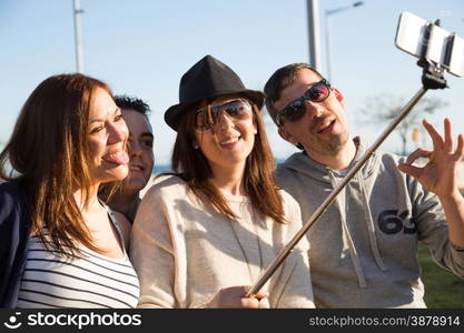 Young people on a spring afternoon doing a selfie