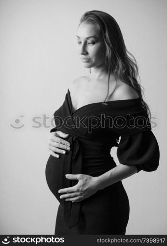 Young pregnant woman (monochrome version)