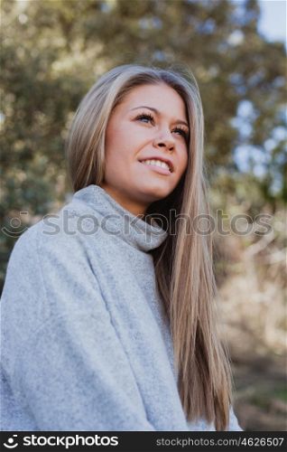 Young woman in the nature in a relaxed day