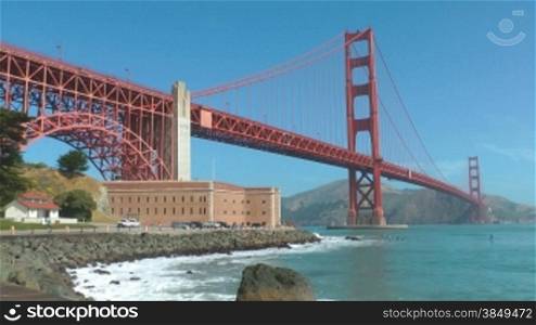 Zeitrafferaufnahme der Golden Gate Brncke